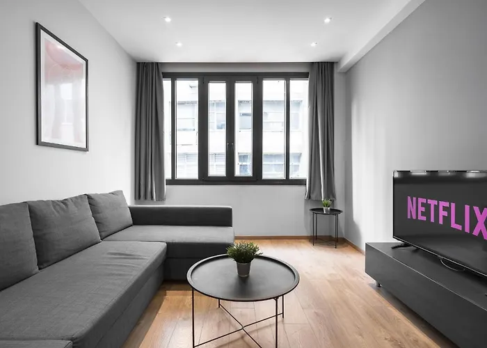 Nemea Apartments, The Luxury 아파트